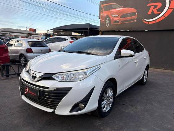 TOYOTA YARIS 1.5 16V FLEX SEDAN XL PLUS TECH MULTIDRIVE TOYOTA YARIS 1.5 16V FLEX SEDAN XL PLUS TECH MULTIDRIVE